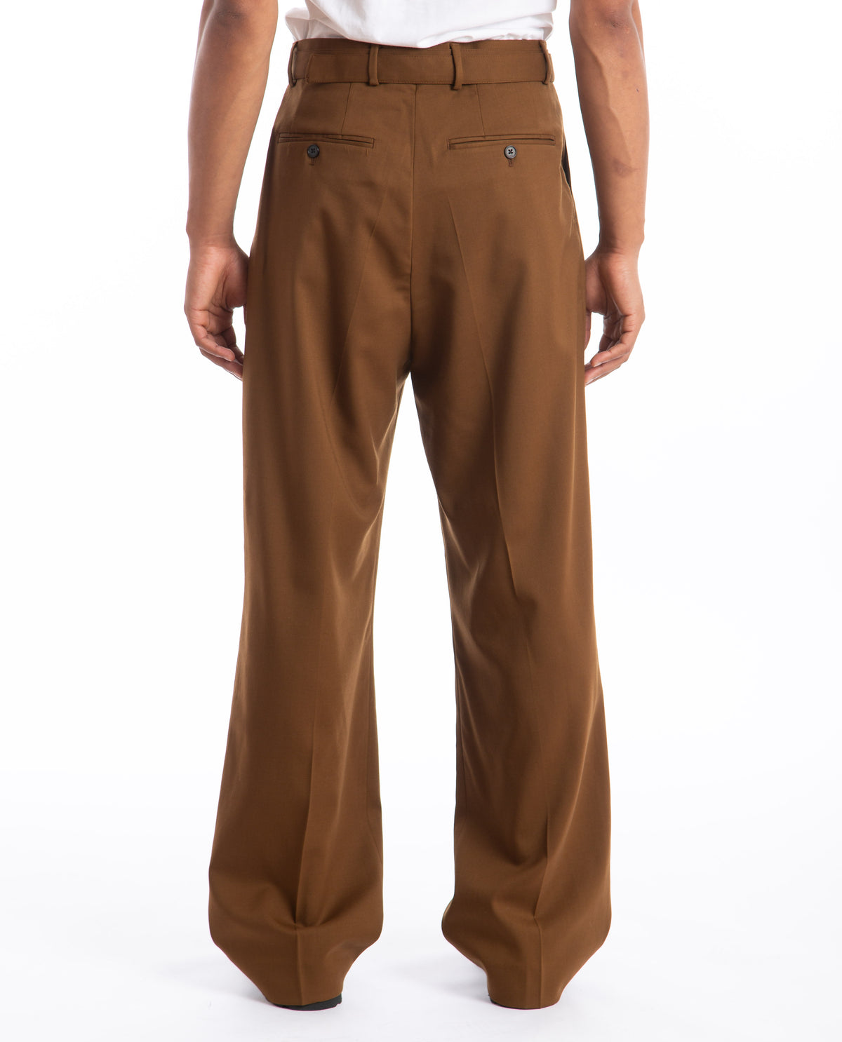 Omari Pleated Trousers Men Pants CMMN SWDN