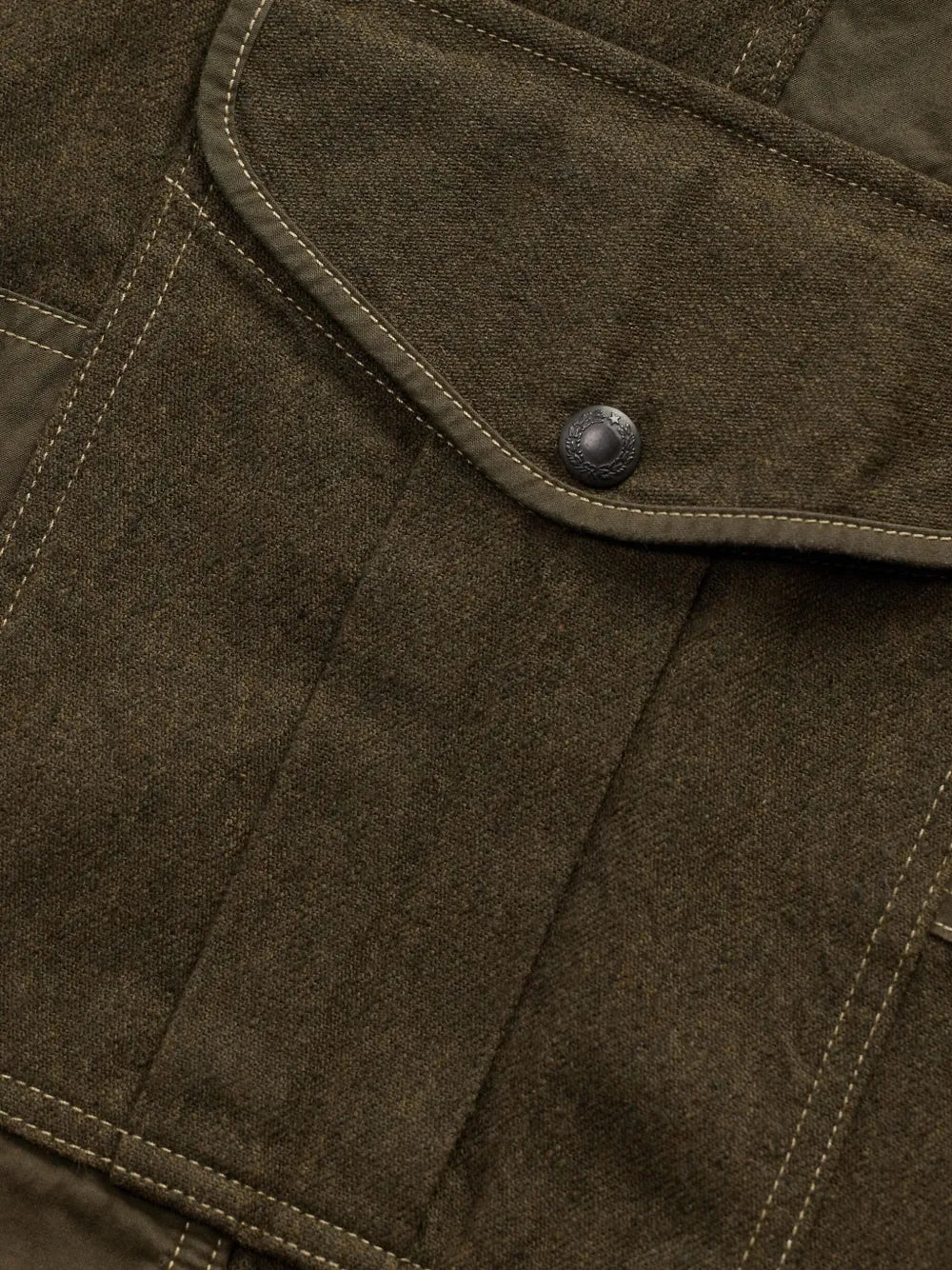 RRL Regiment Fit Paneled Twill Cargo Pant in olive - detail view of pocket with snap closure