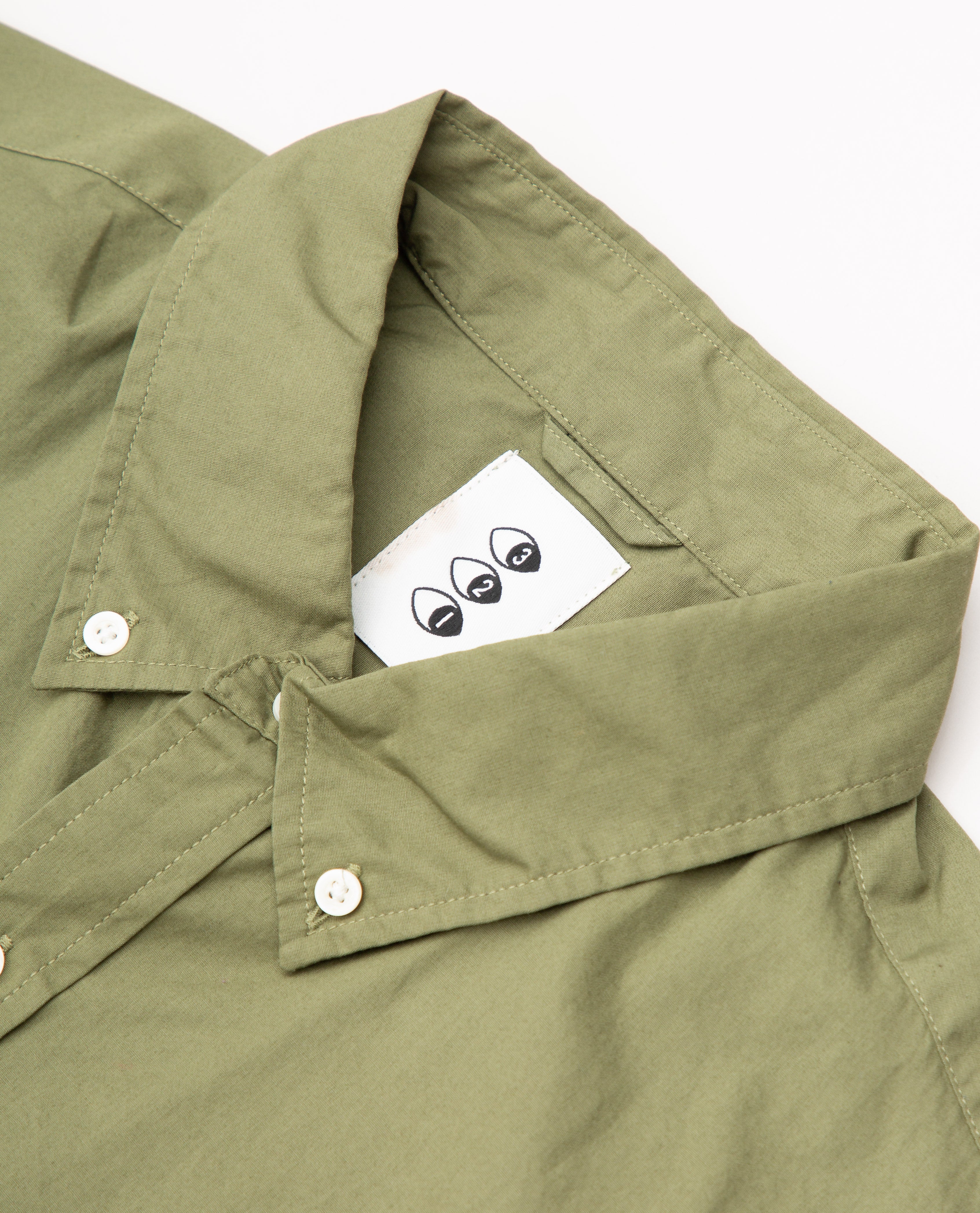 Poplin Button Down Shirt Army Men Shirts AR321