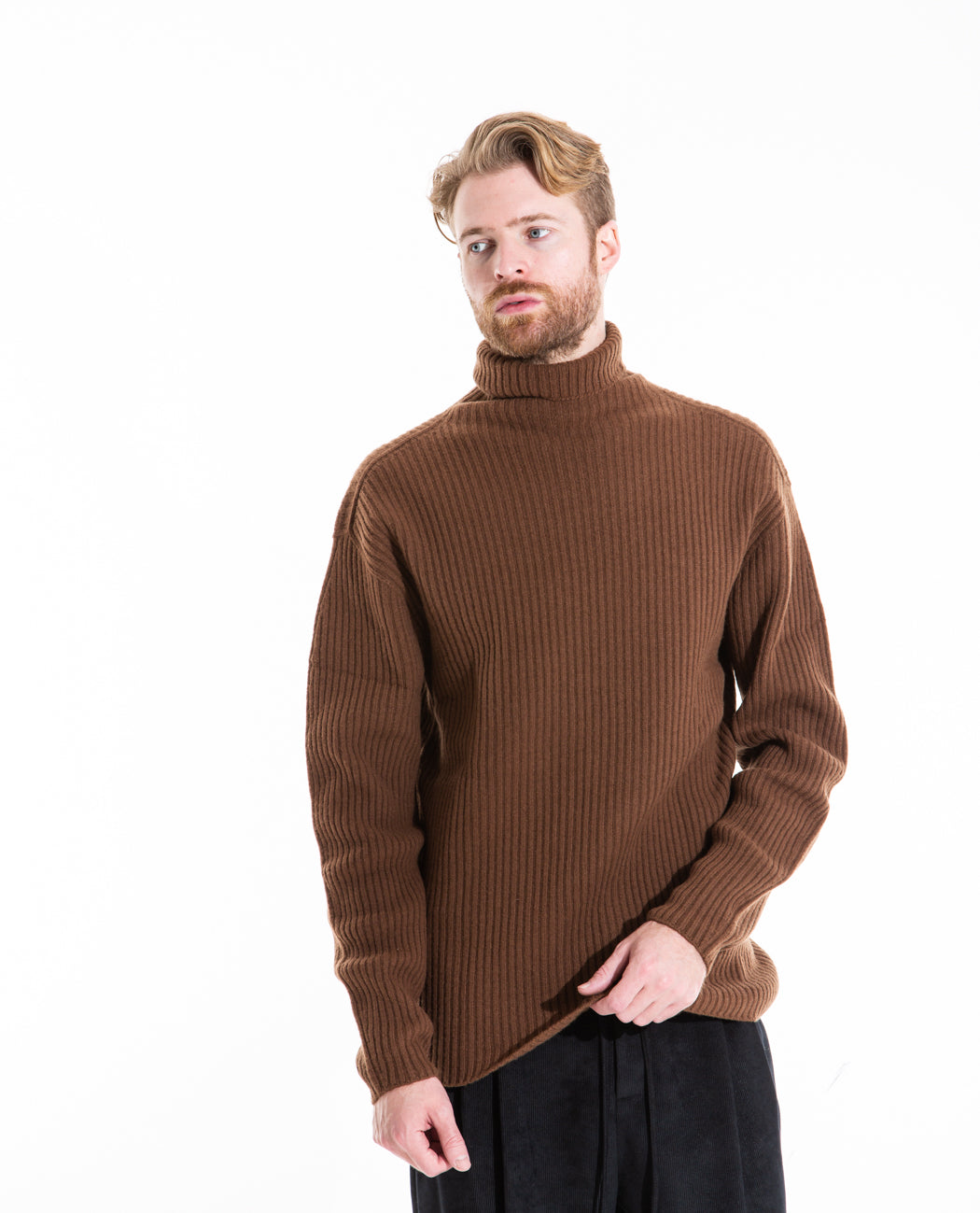 Ribbed Turtle Pullover Men Sweaters + Sweatshirts AMOMENTO
