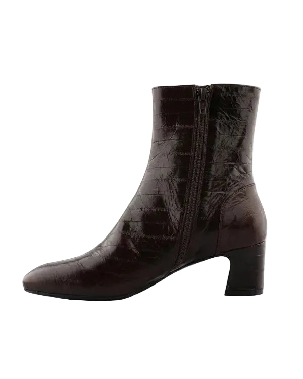 Wyn Boot Women Boots GINI & ALBERT