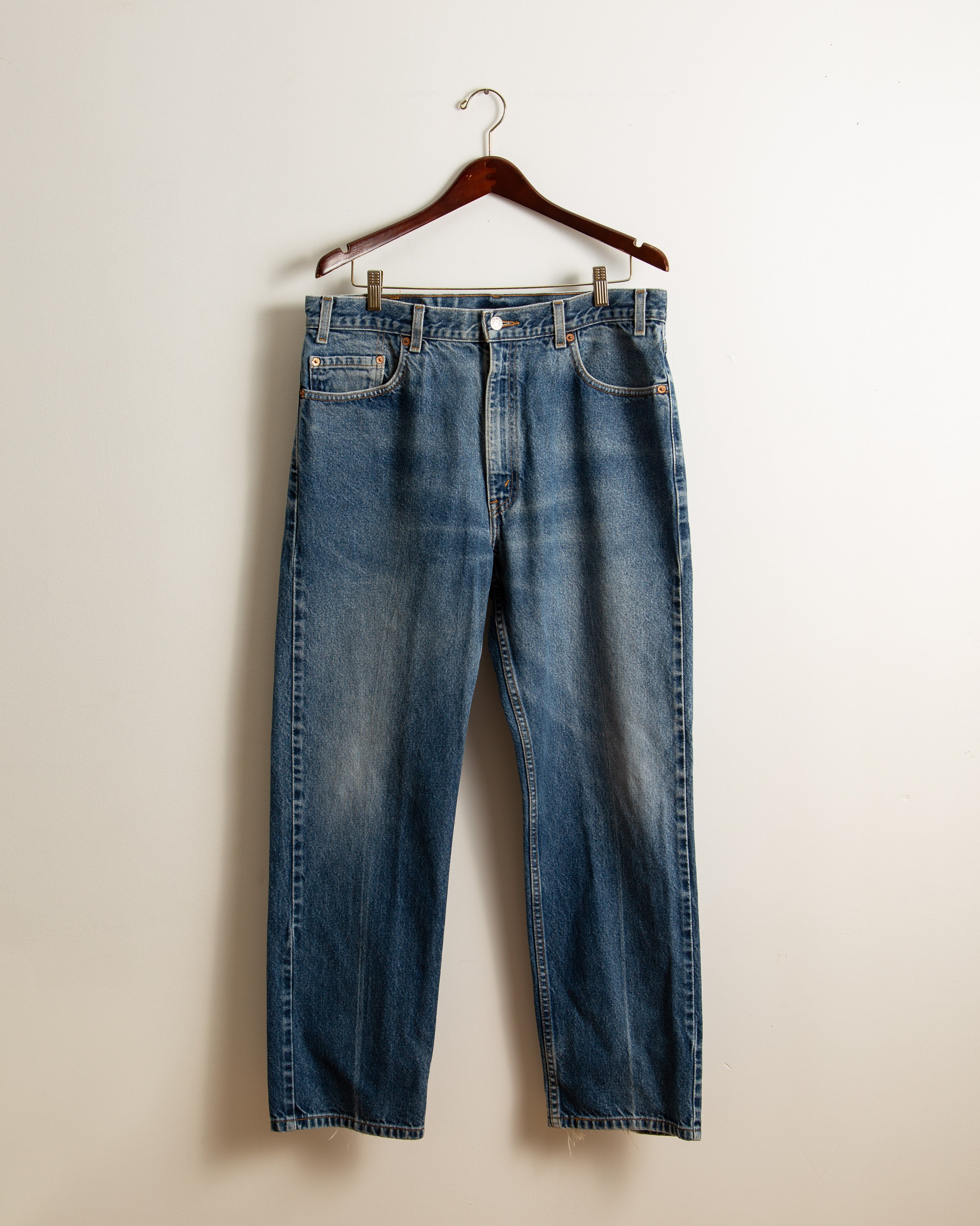 American Rag Cie | Designer Clothing, Denim, Footwear, and more.